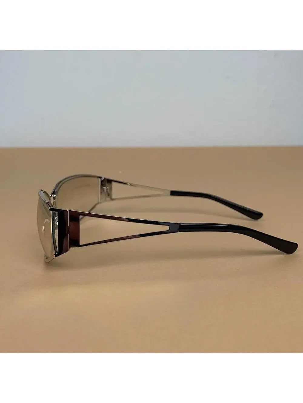 Vintage y2k 2000s classy clear chrome trim sunglasses. Chrome trim clear lenses